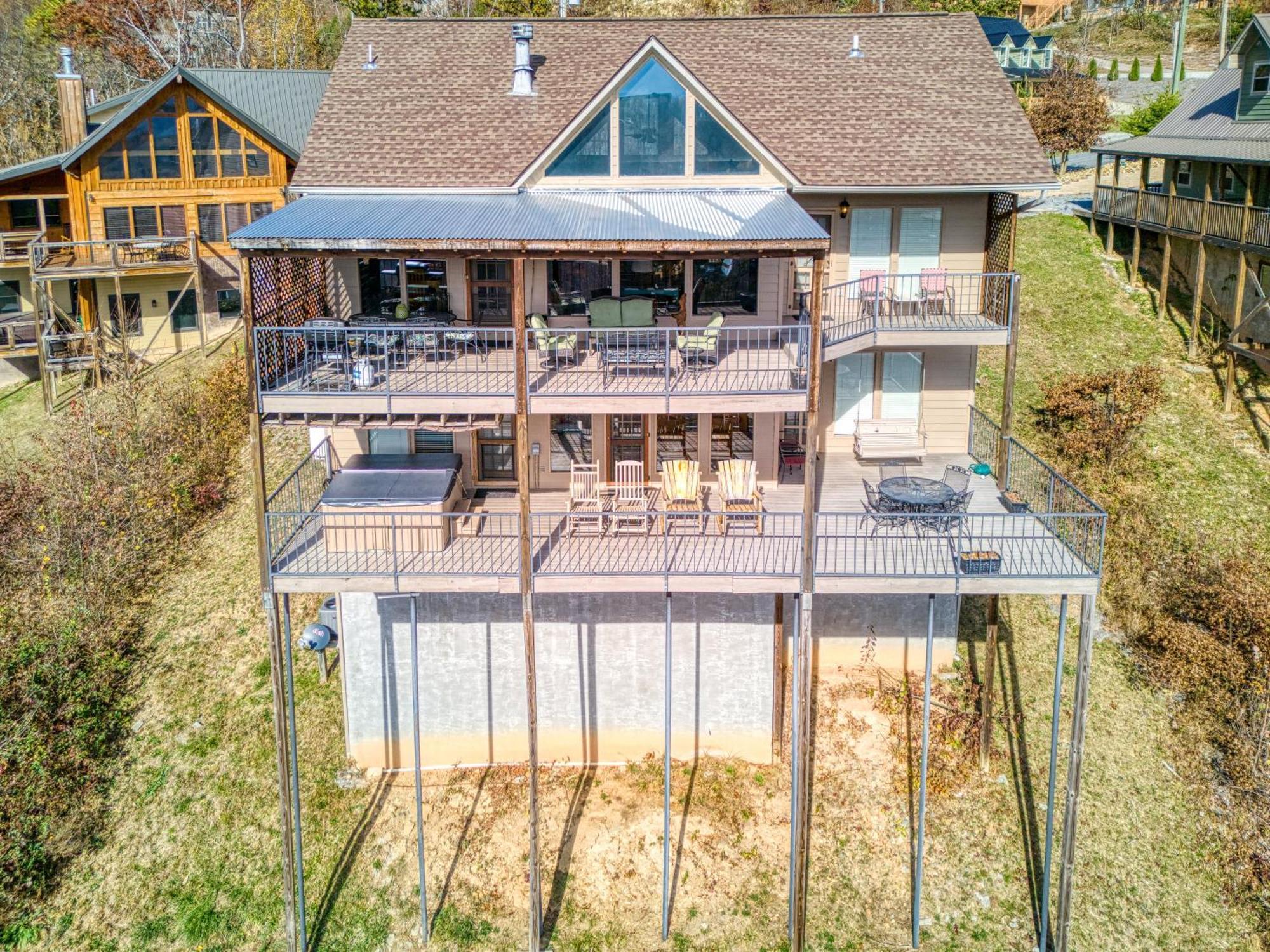 A Million Dollar View- Get 951 Worth Of Free Area Attraction Tickets For Each Paid Day! Villa Gatlinburg Exterior foto